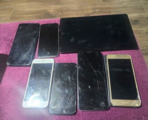 Apple samsung motorola job - apple,