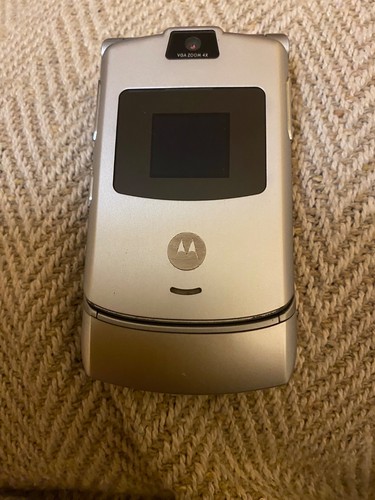 Motorola razr retro flip - v3,